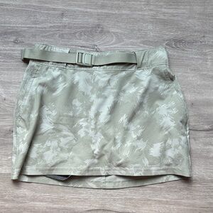 Columbia Green patterned skirt
